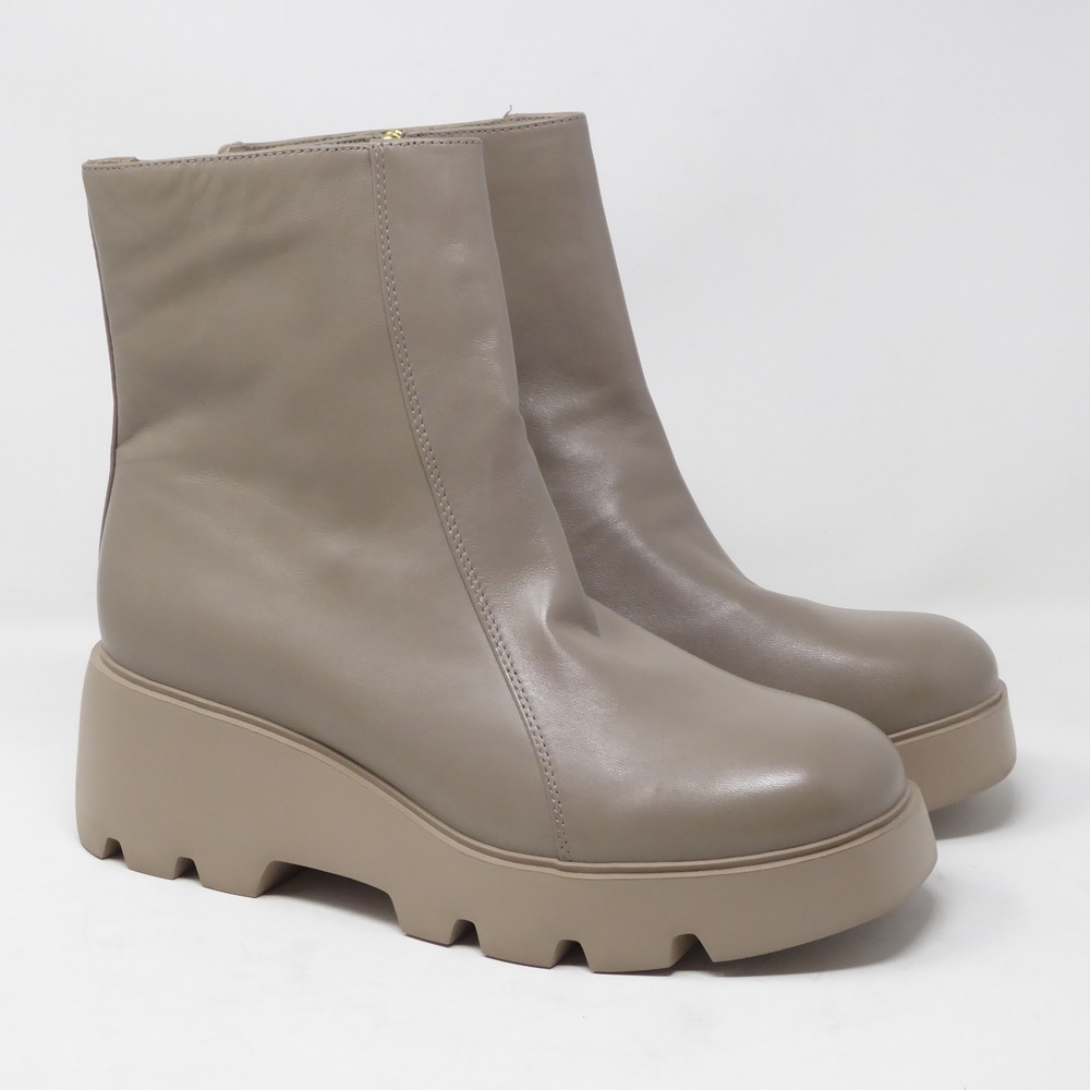 Naked Feet Xenus Platform Ankle Boots Leather Lug Sole Taupe Womens Size 9M